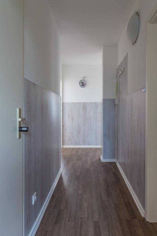 H&H Apartments Im Herzen Der Stadt In Der Lange Strasse Geraeumig Ruhig Mit Kueche Und Esstisch Greifswald Luaran gambar