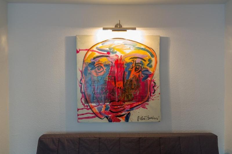 H&H Apartments Im Herzen Der Stadt In Der Lange Strasse Geraeumig Ruhig Mit Kueche Und Esstisch Greifswald Luaran gambar